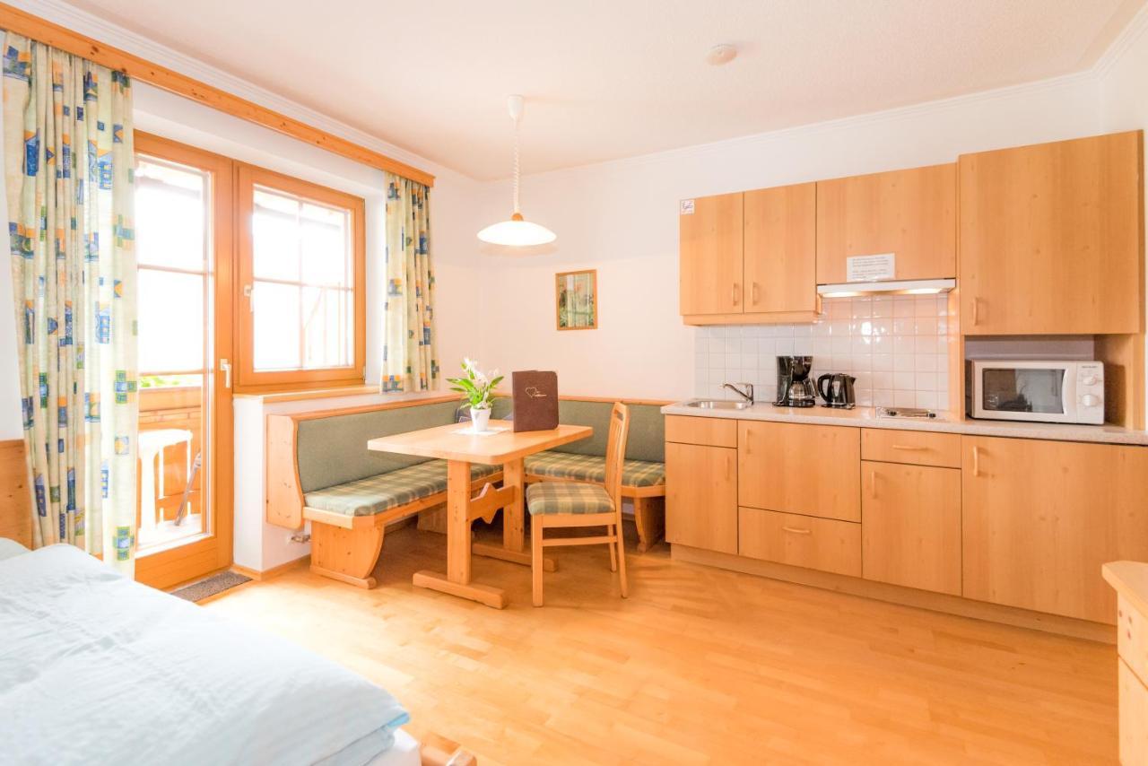 Pension- Appartement Kristall Tröpolach Exteriér fotografie