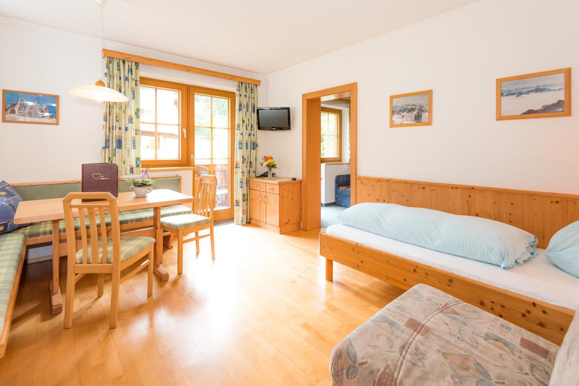 Pension- Appartement Kristall Tröpolach Exteriér fotografie