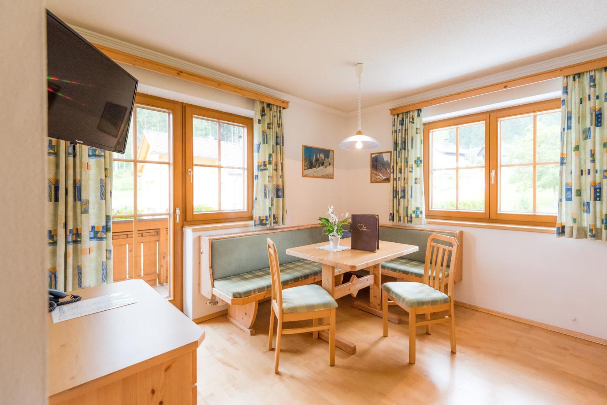 Pension- Appartement Kristall Tröpolach Exteriér fotografie