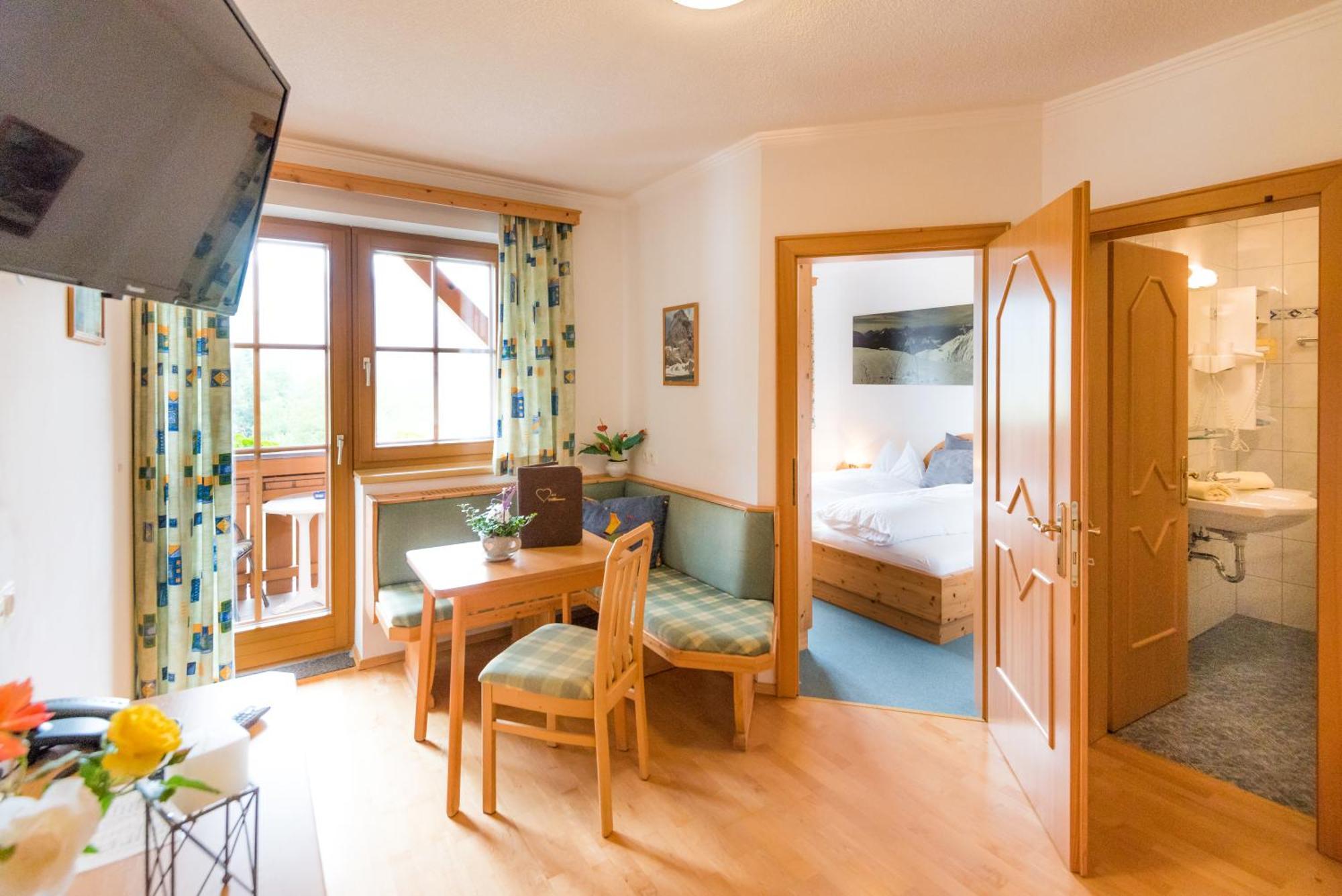 Pension- Appartement Kristall Tröpolach Exteriér fotografie