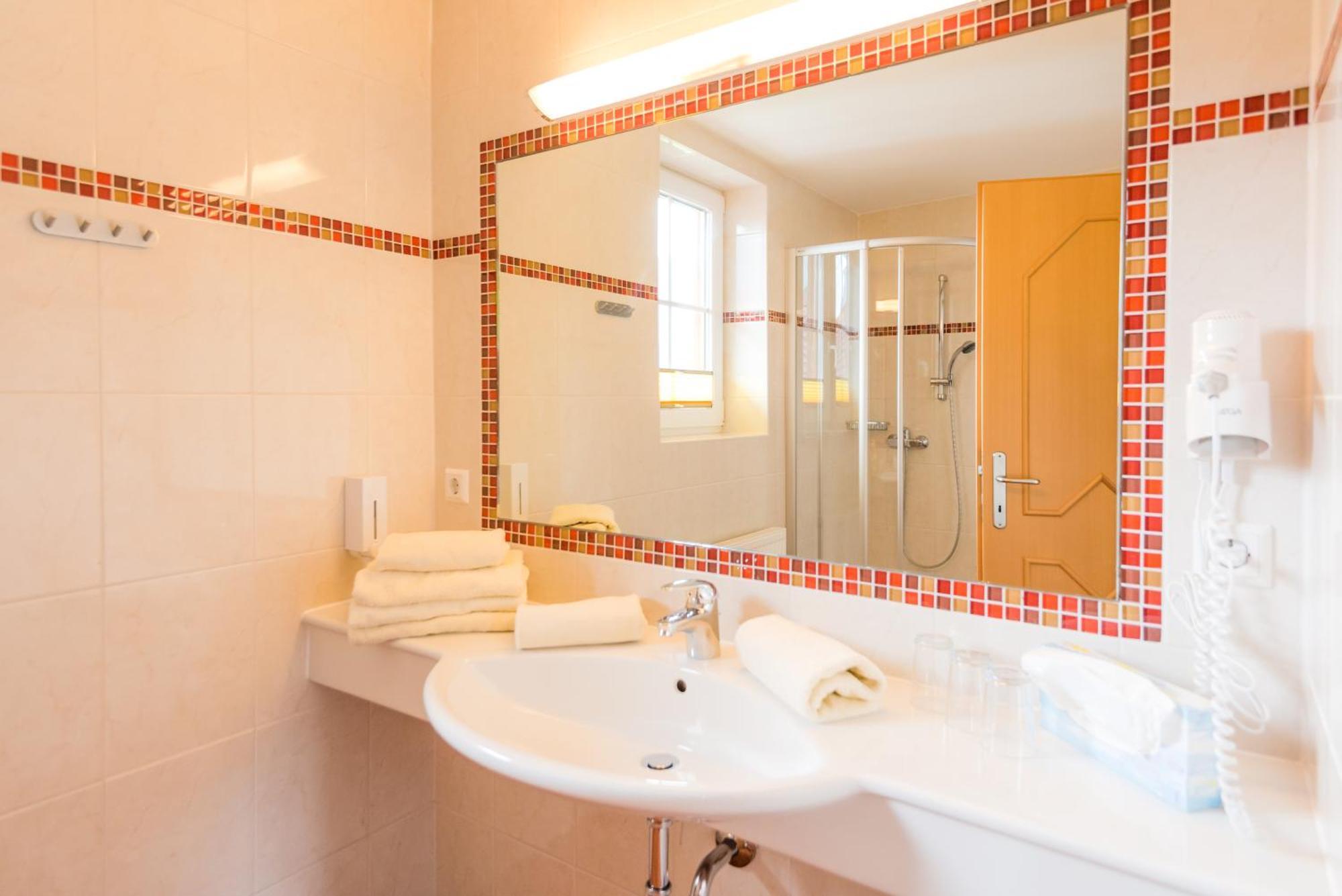 Pension- Appartement Kristall Tröpolach Exteriér fotografie